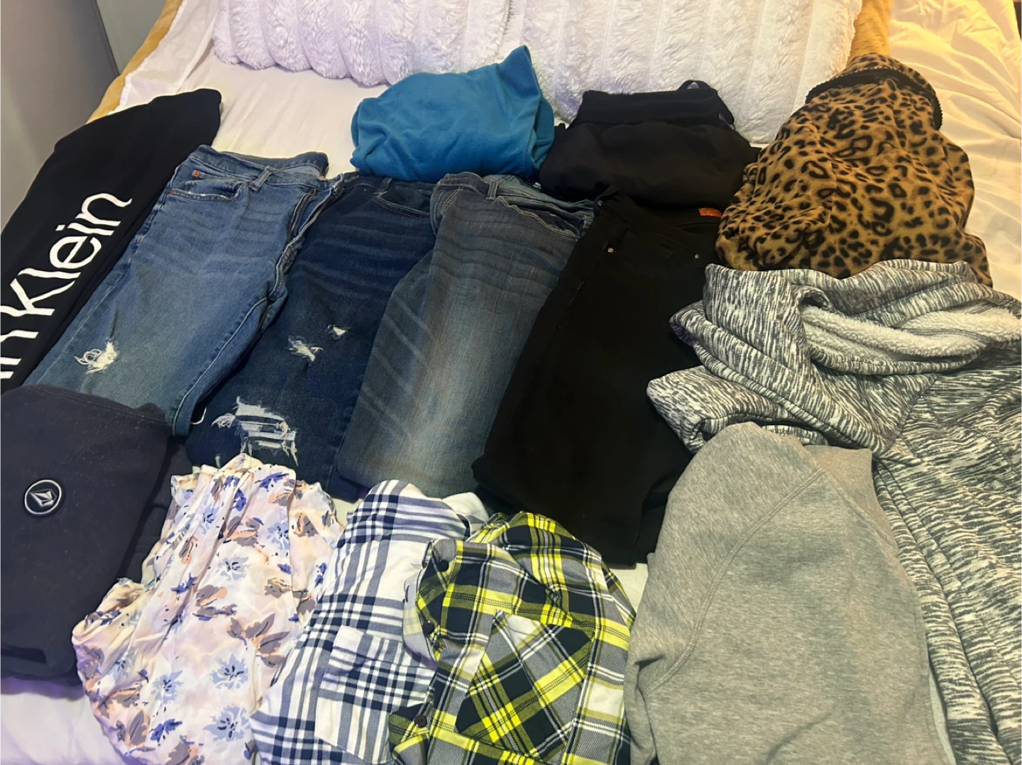 Womens clothes xL mixed 3 garbage bags full