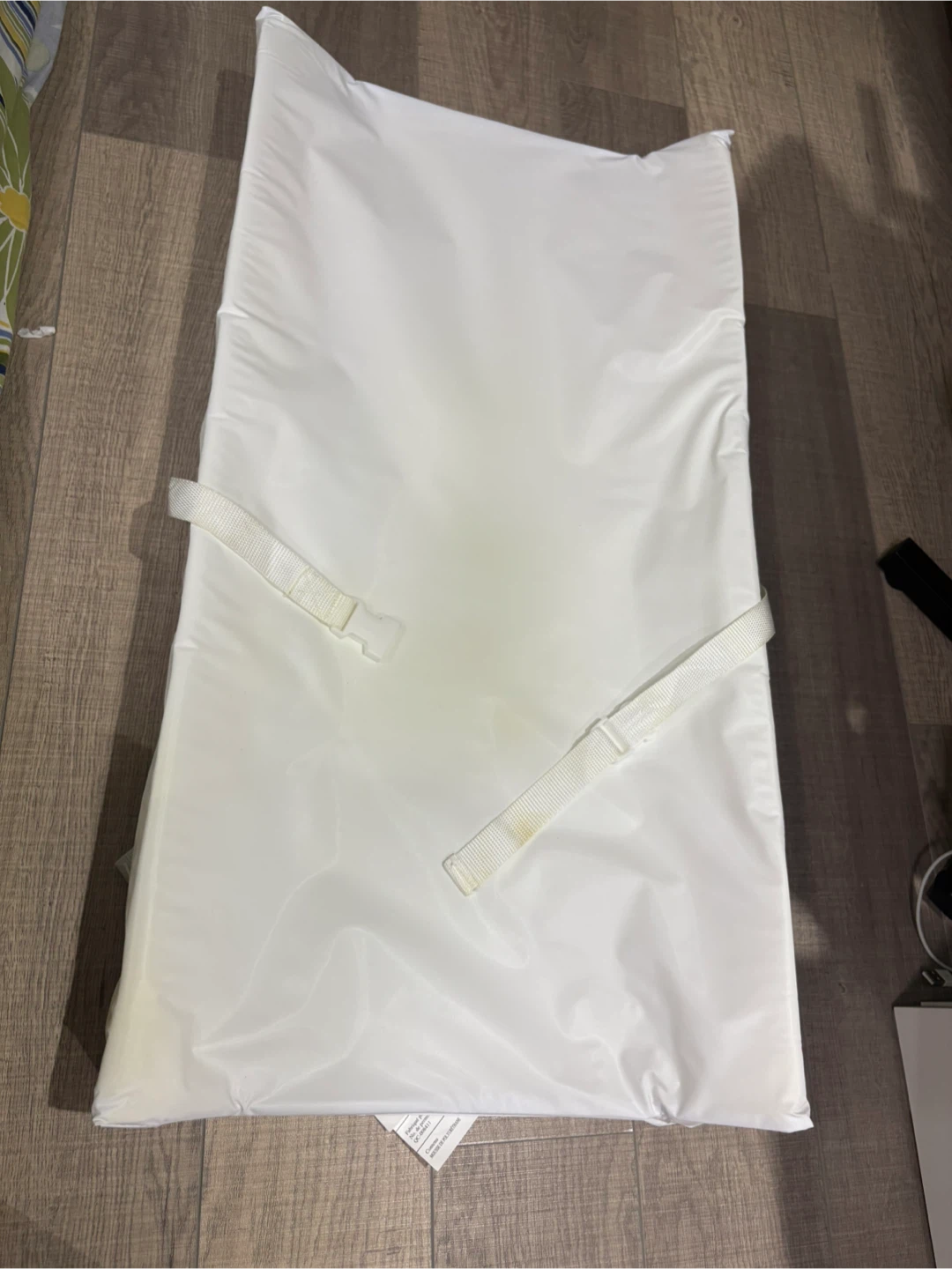 Munchkin Secure Grip Waterproof Diaper Changing Pad 🧡