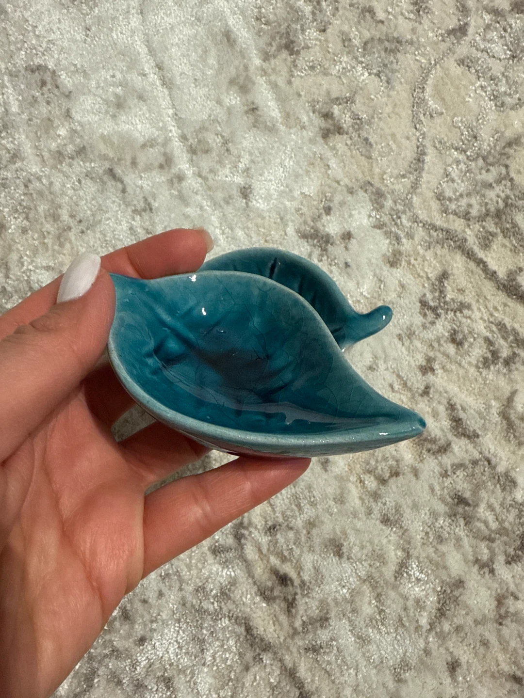 Teal Ceramic Leaf Dishes - photo 2