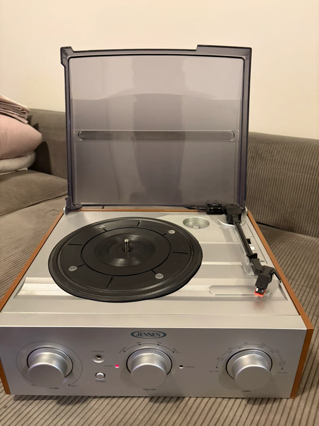 Jensen JTA-220A Stereo Turntable