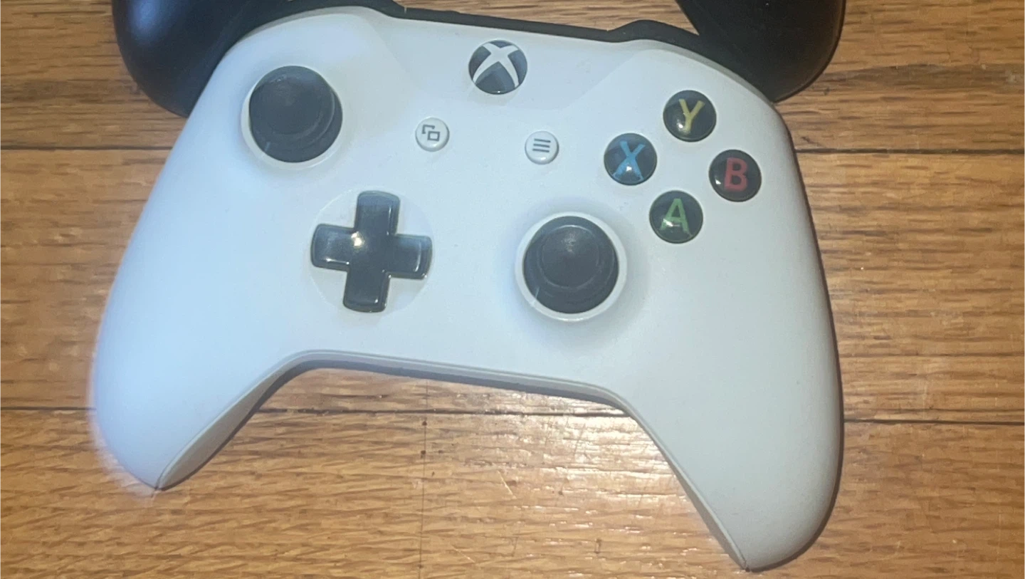 Xbox Wireless Controller - White