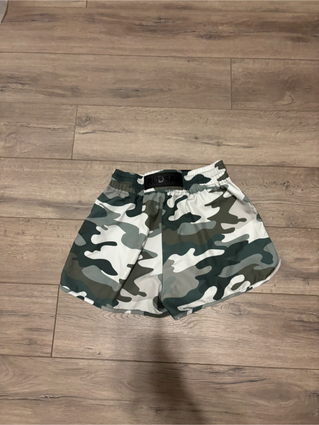 Rudsak outerwear Camo Shorts - Size Small - photo 2