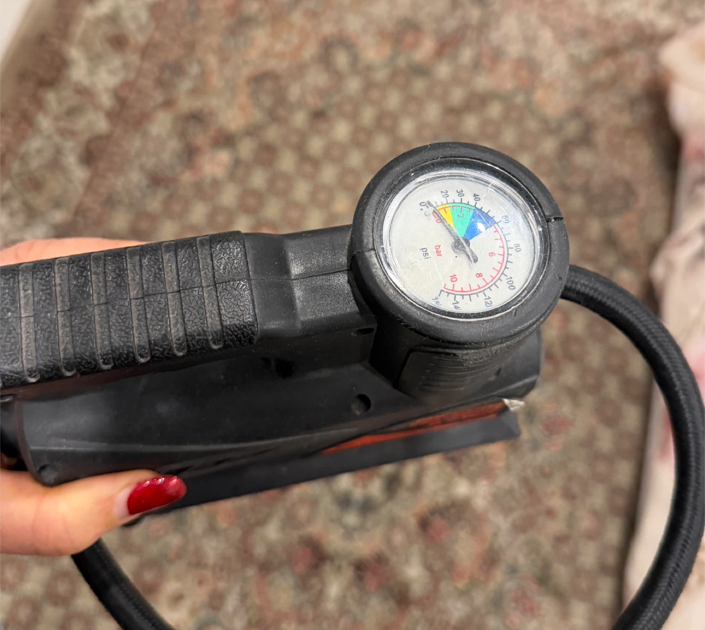 12 Volt Compact Air Compressor - photo 5