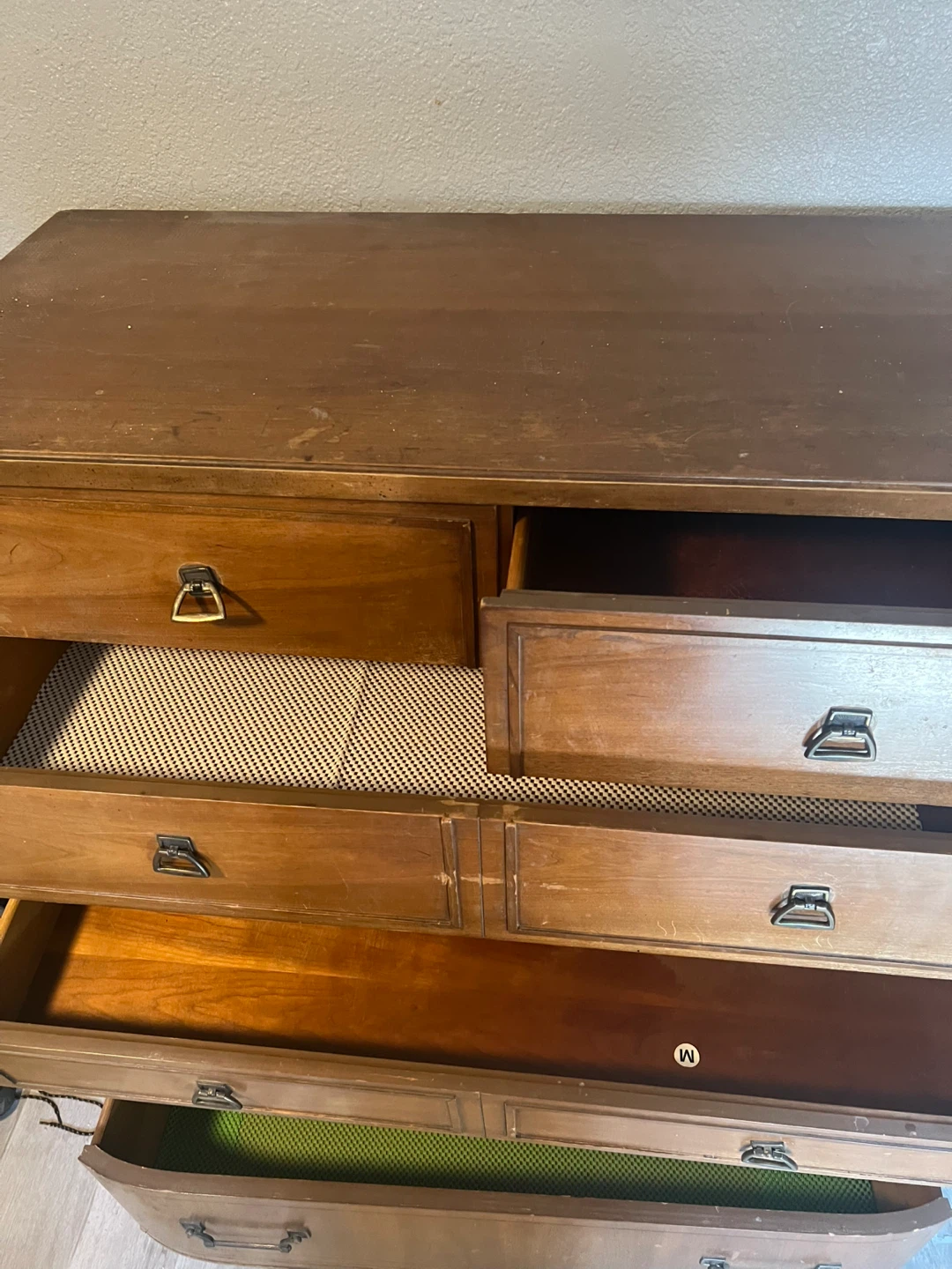 Vintage Wooden Dresser🧡 - photo 5
