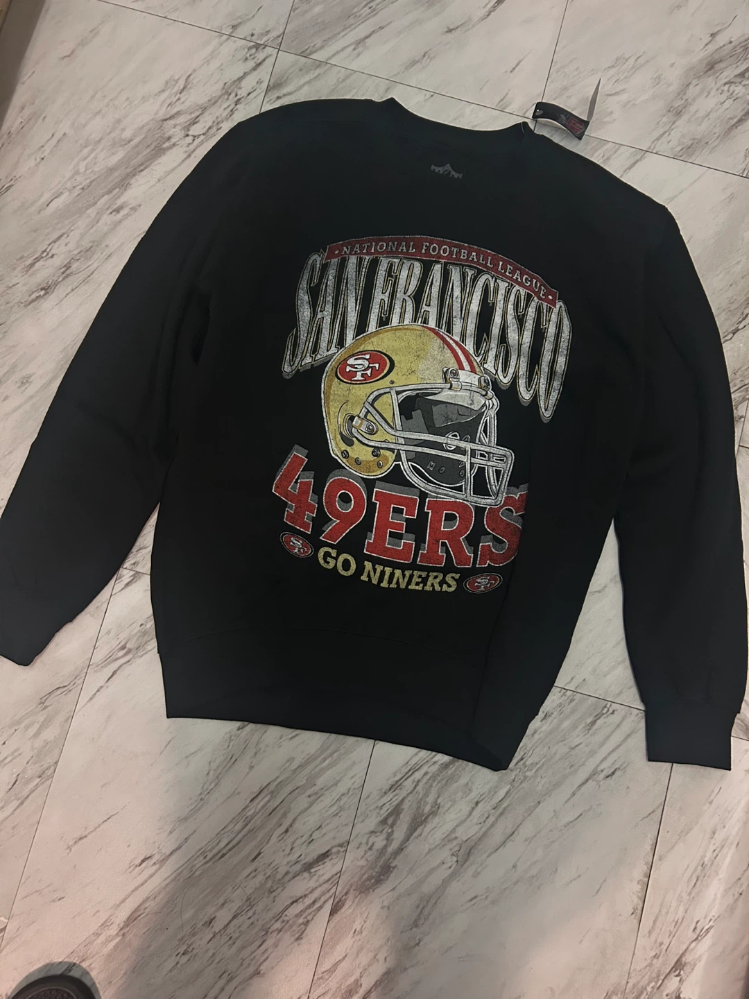 Black San Francisco 49ers crewneck sweatshirt / Size - Medium