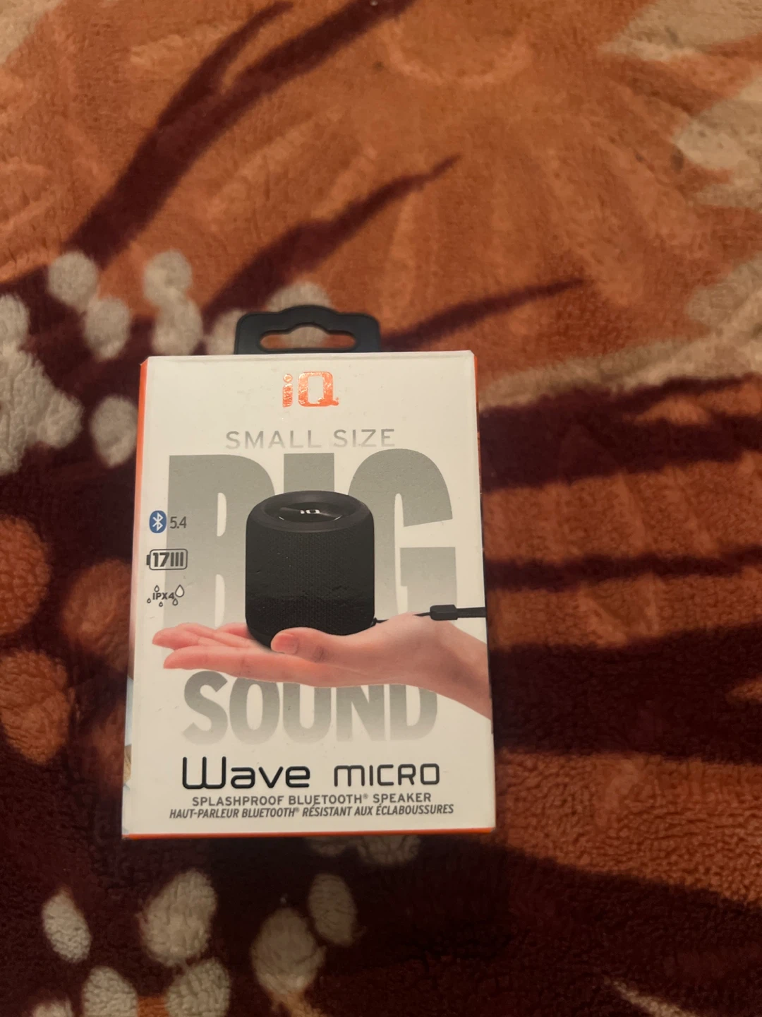 iQ Wave Micro Bluetooth Speaker - Small Size