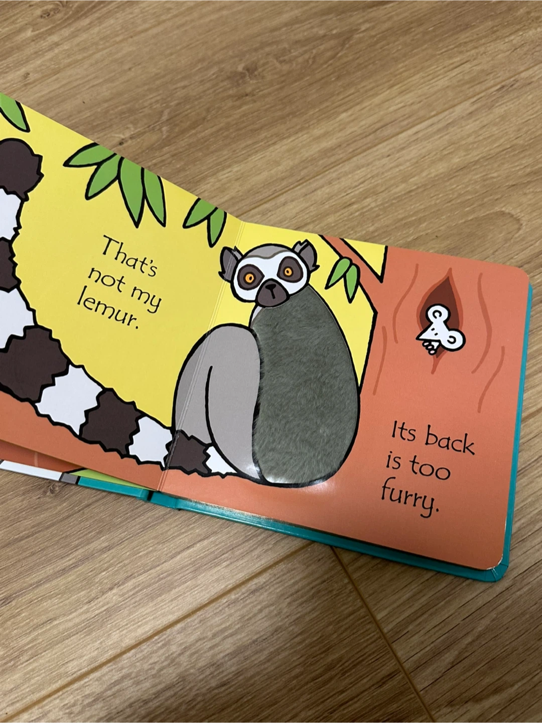 Usborne That's Not My Lemur Touchy-Feely Book - photo 5