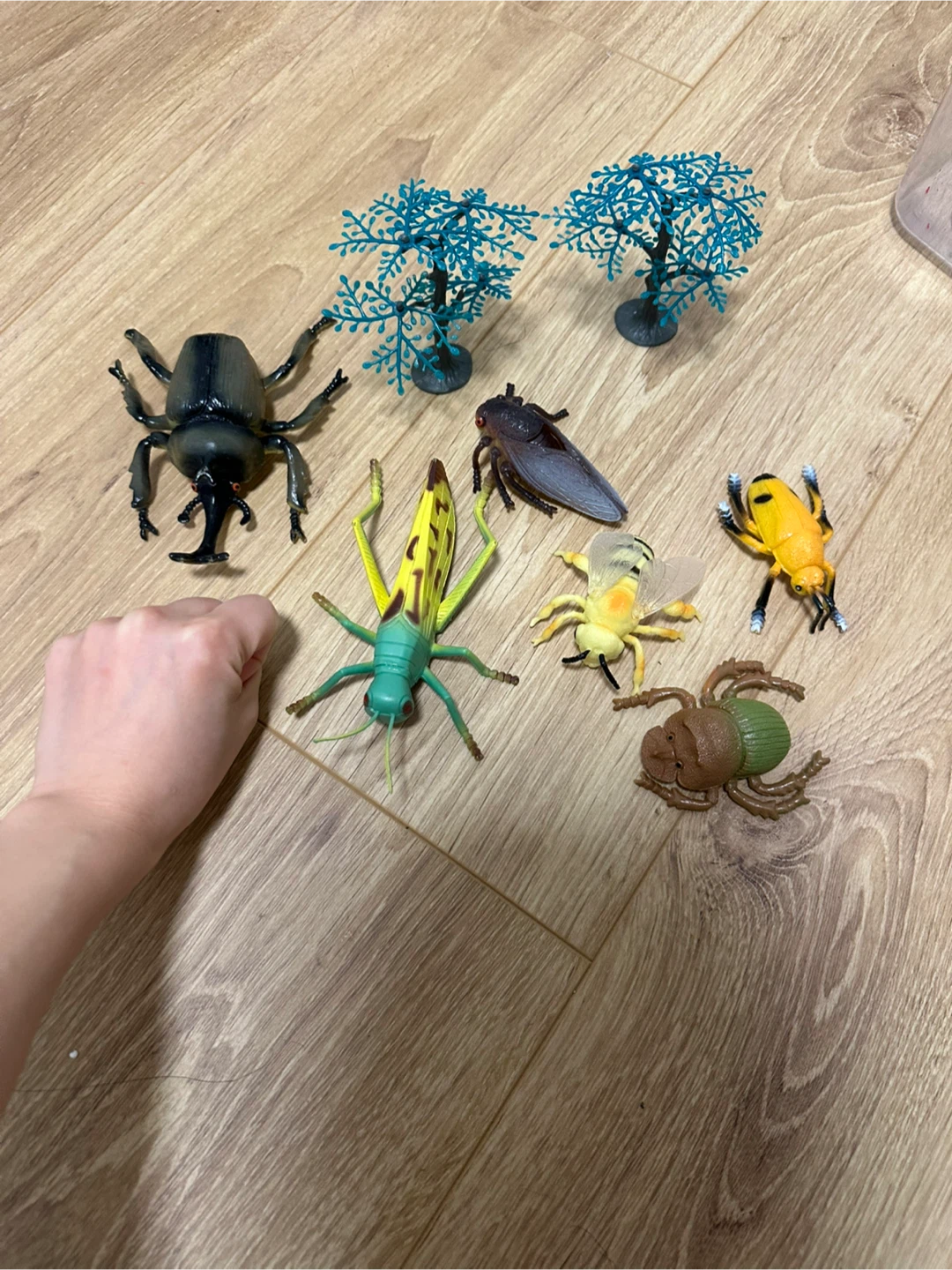 Toy Insect Figures Set - photo 2