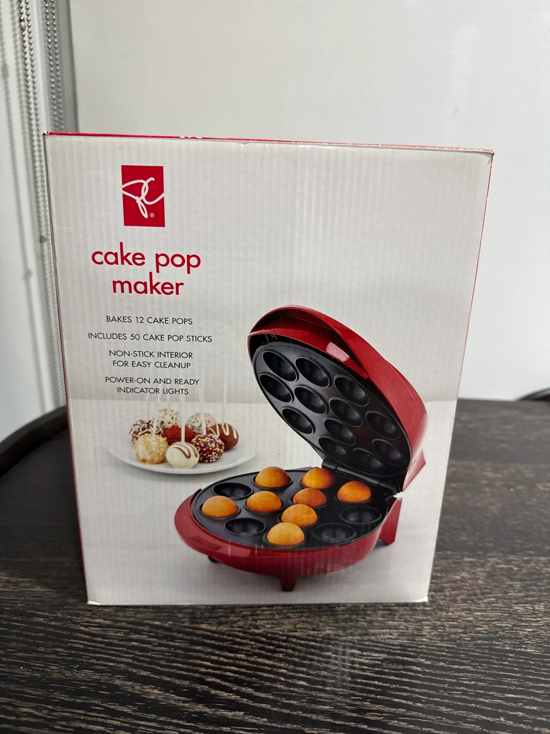 PC Cake Pop Maker - Bakes 12 Cake Pops