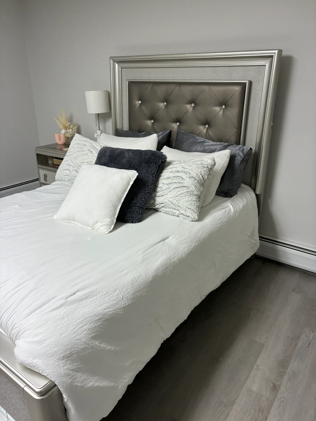 Bedroom Set - Bed, Nightstand, Dresser