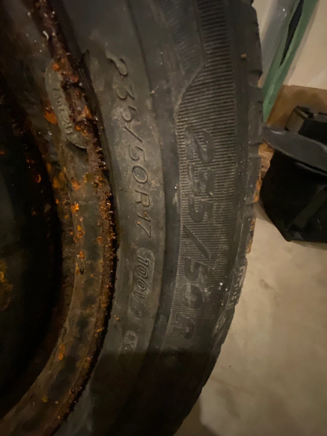 Set of 4 Tires 235/50R17 with Rims - photo 3