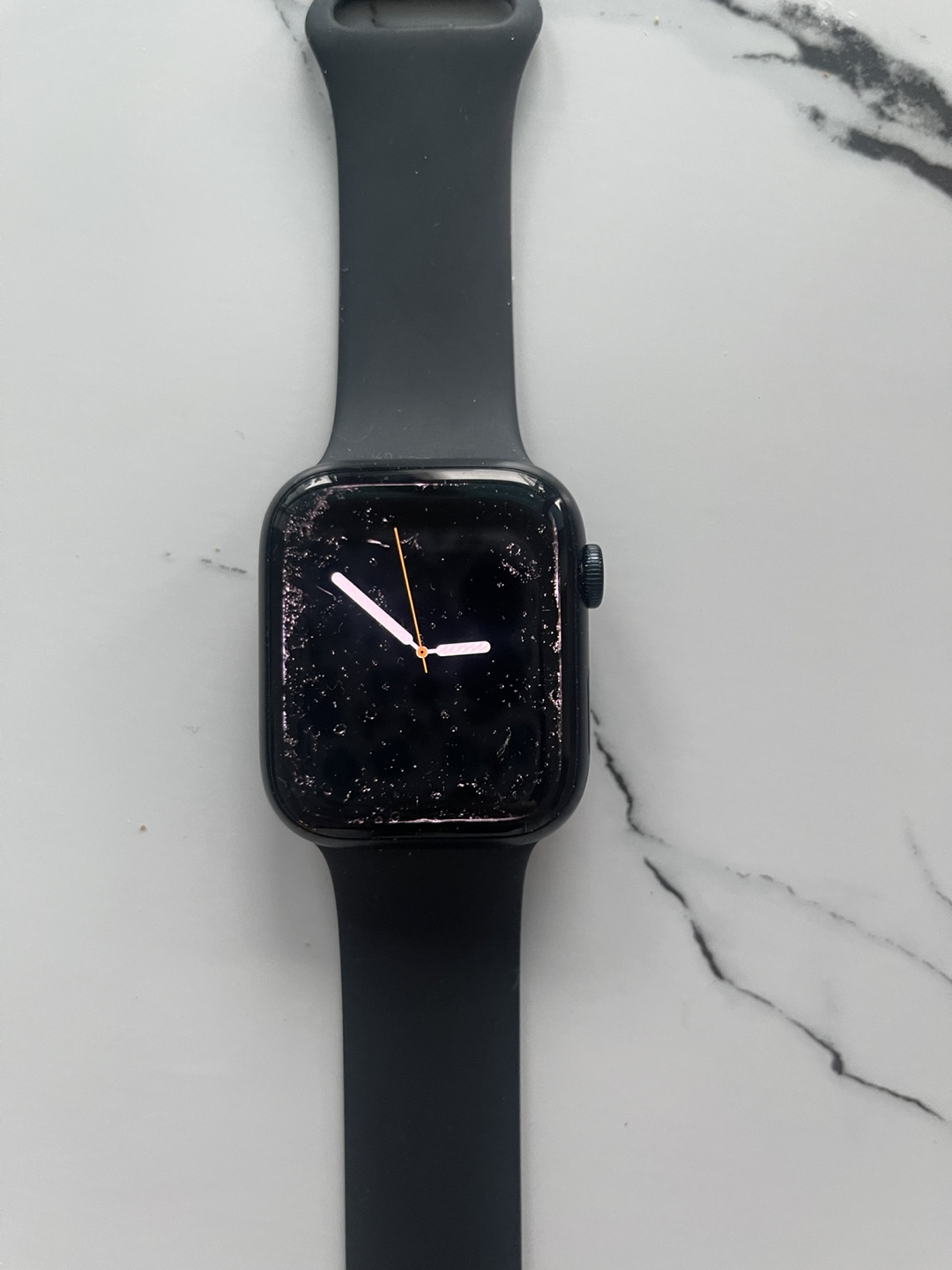 Apple Watch Series 8 - 45mm Aluminum | Really Good Condition - photo 4