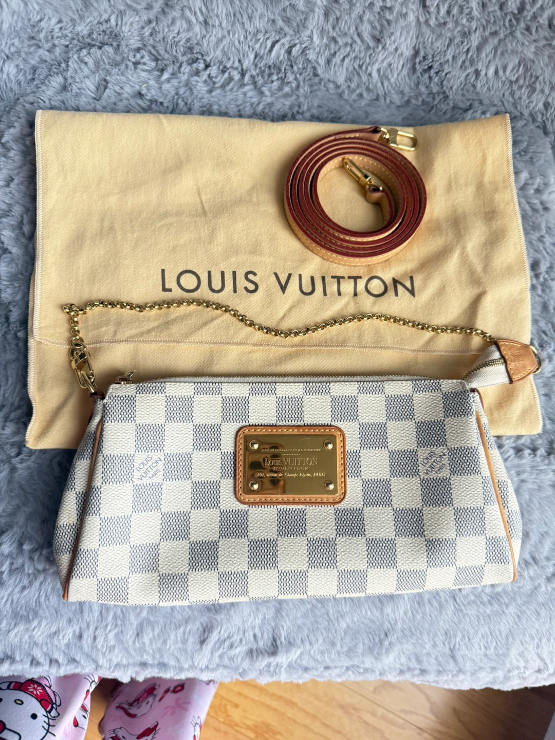 Louis Vuitton Damier Azur Eva Clutch