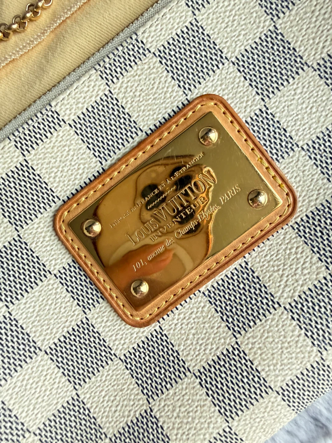 Louis Vuitton Damier Azur Eva Clutch - photo 2