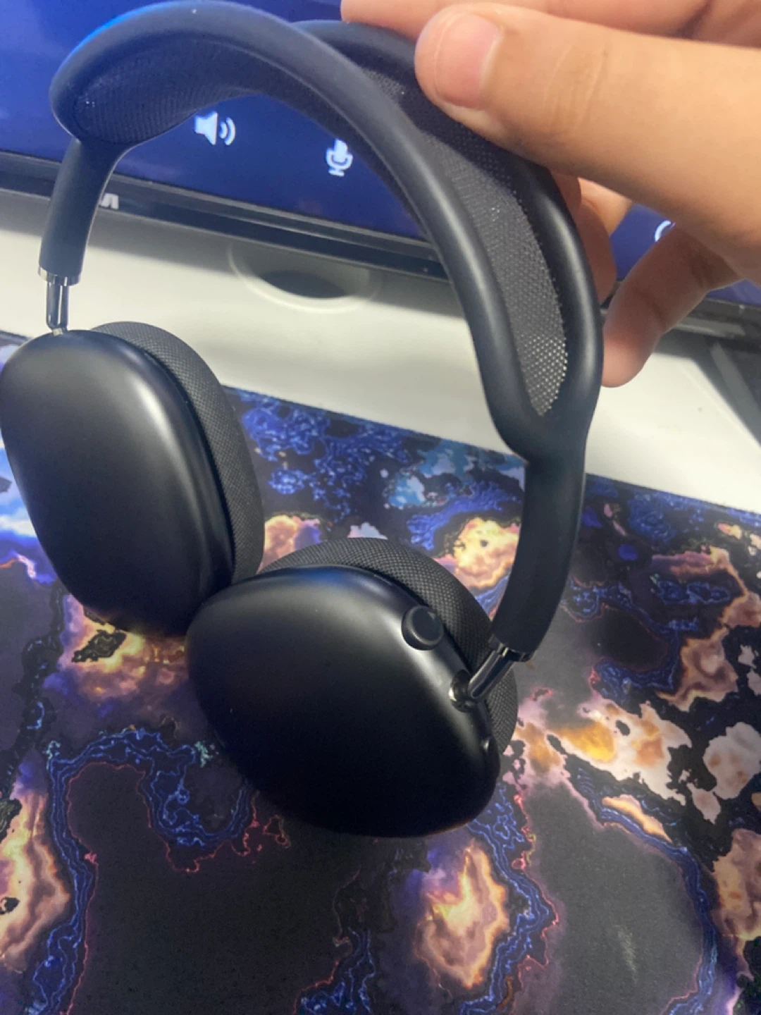 Apple AirPods Max - Black - photo 3