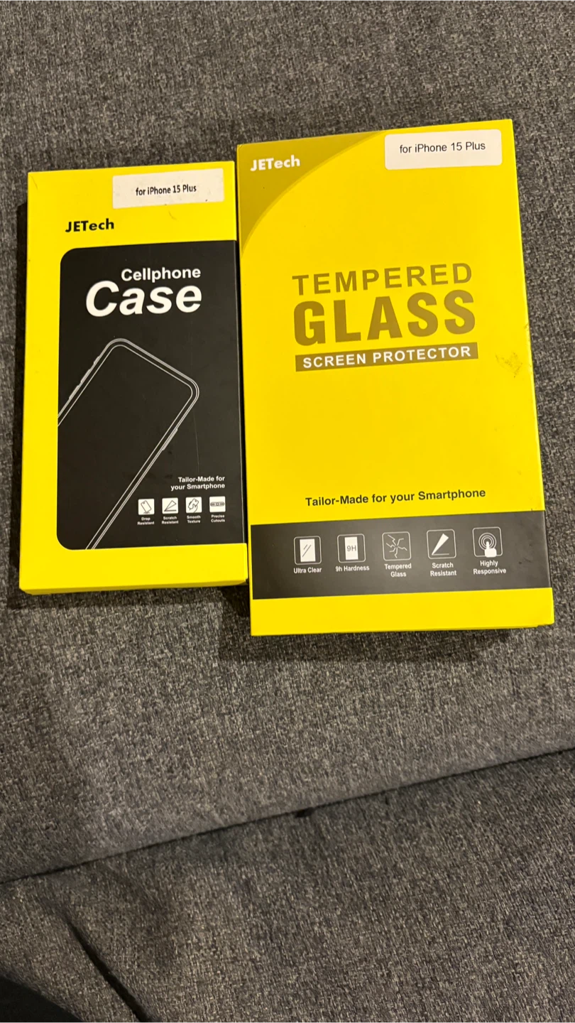 Cellphone Case for iPhone 15 Plus & screen protector - New