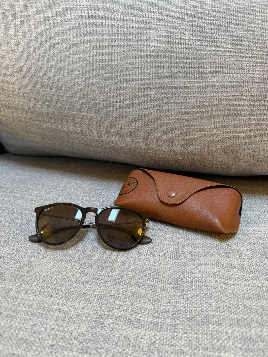 Ray-Ban Sunglasses with Case - photo 5