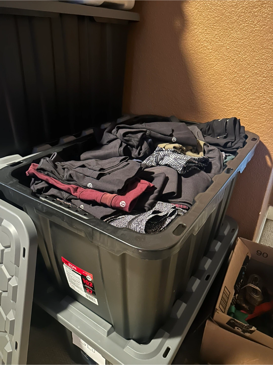 Lululemon size 4 pants