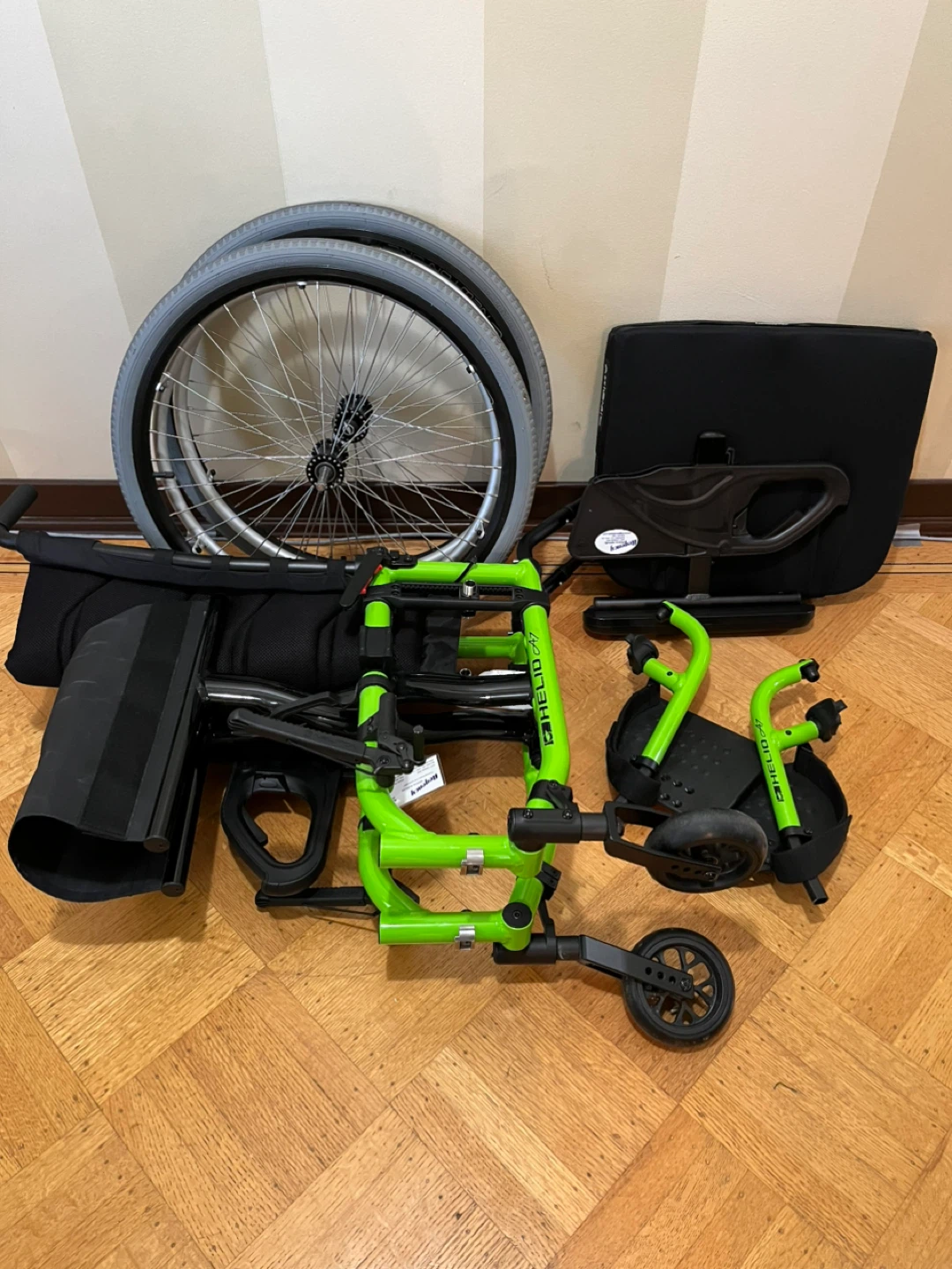 Folding Aluminum Manual Wheelchair - photo 3