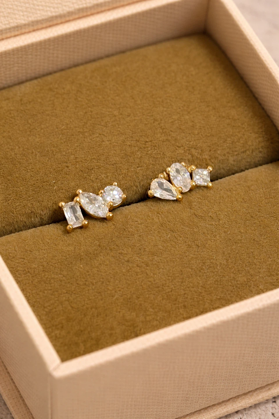 ✨ Melanie Auld – Gigi Asymmetrical Stud Earrings ✨ - photo 2