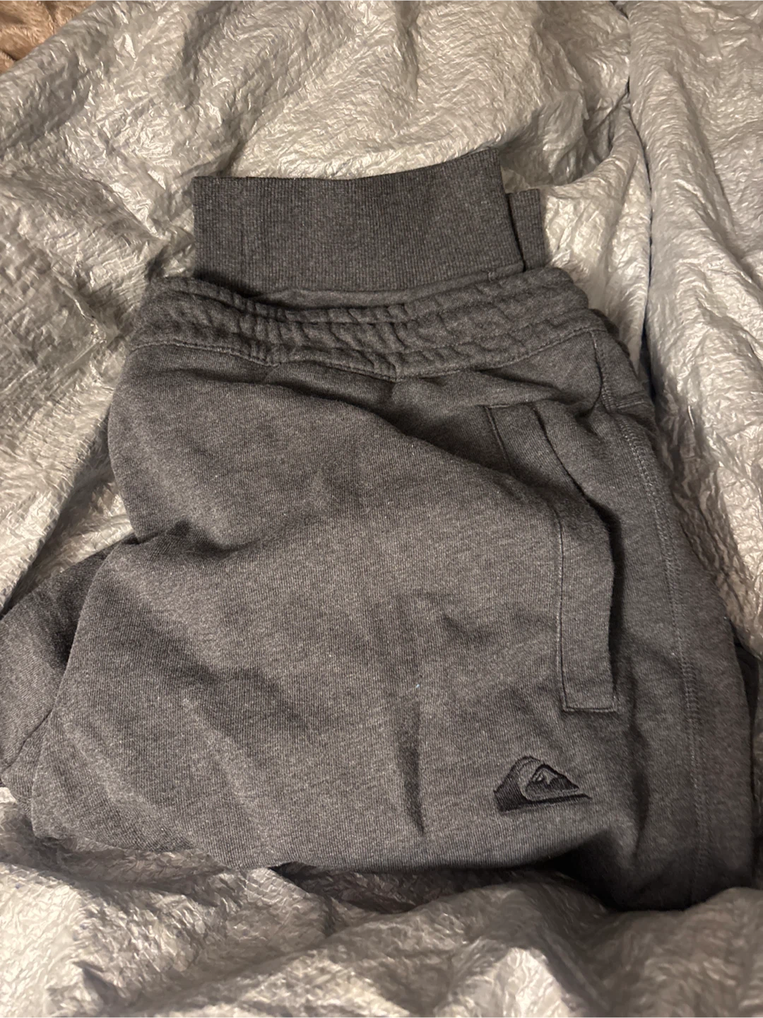 NWOT Quiksilver Grey Sweatpants - Size XXL