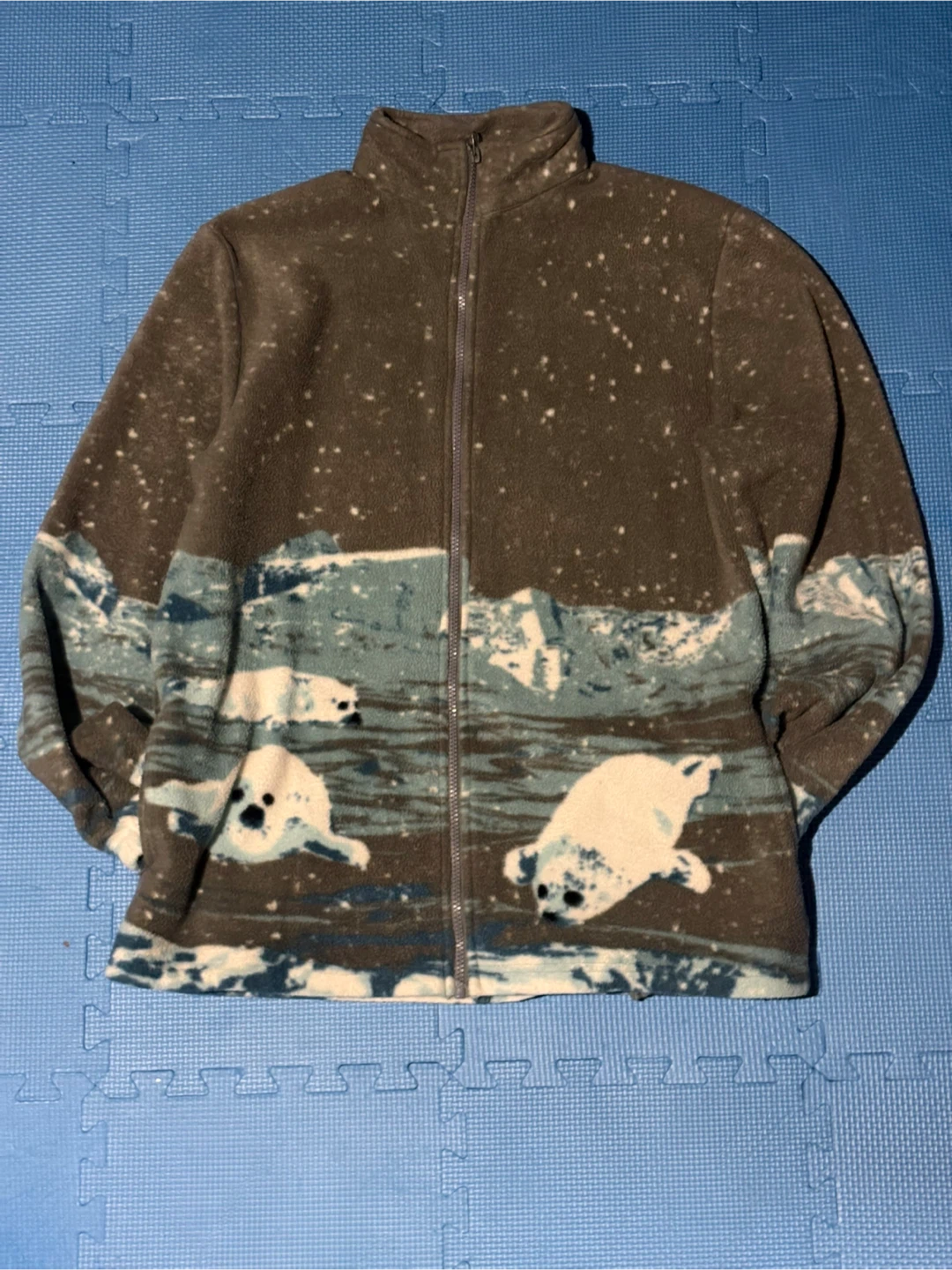 Fleece Zip Up Jacket with Seal Design