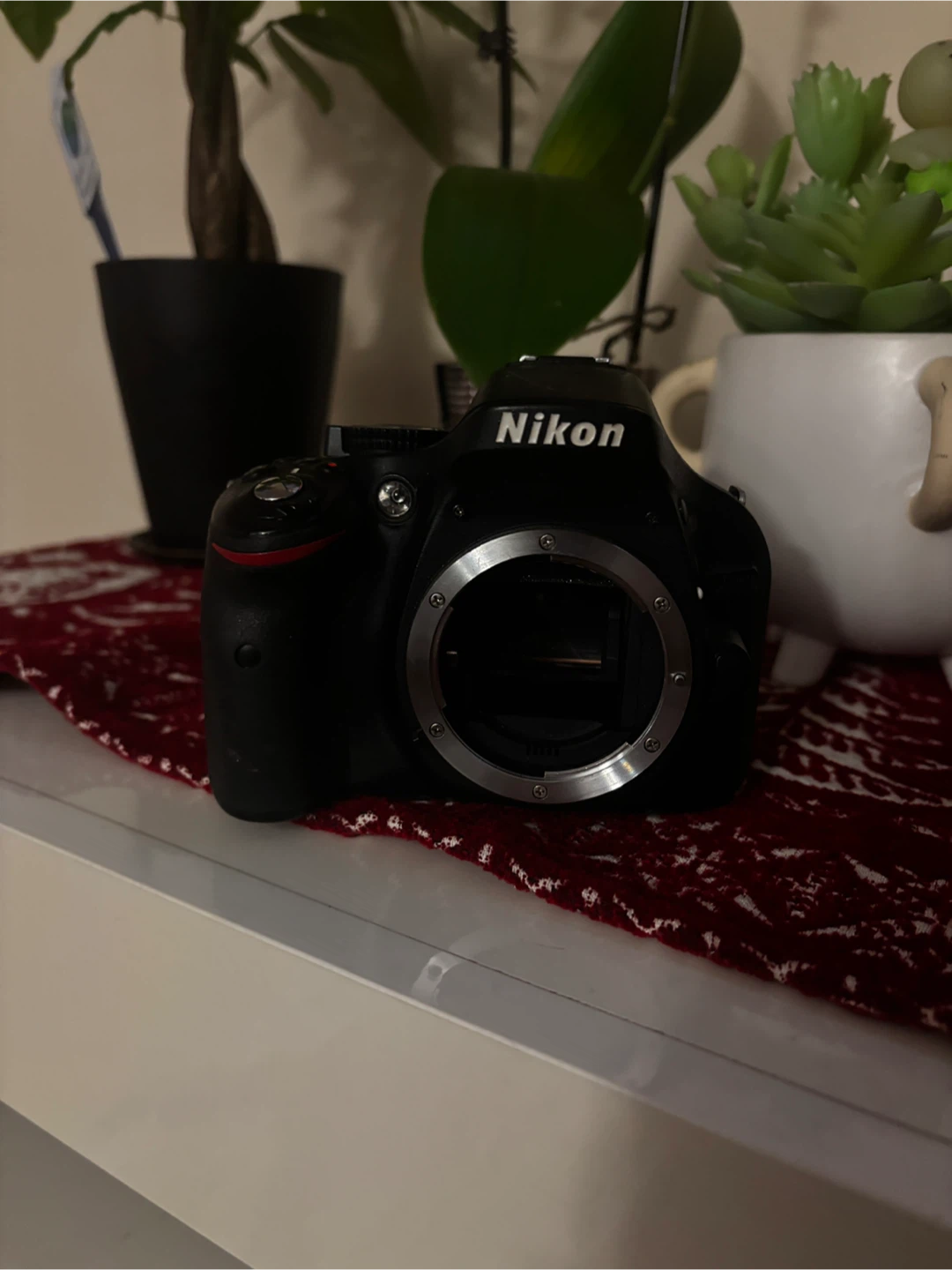 Nikon D5200 Camera with Battery Charger - photo 5