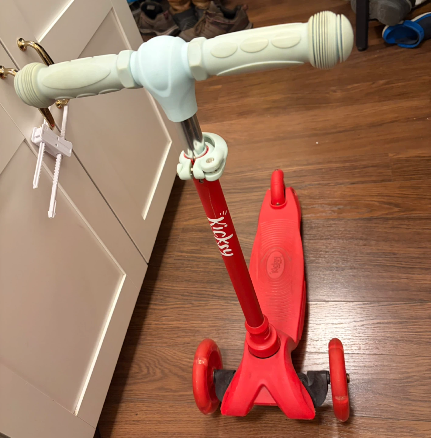 Kicksy Red Kids Scooter - photo 3