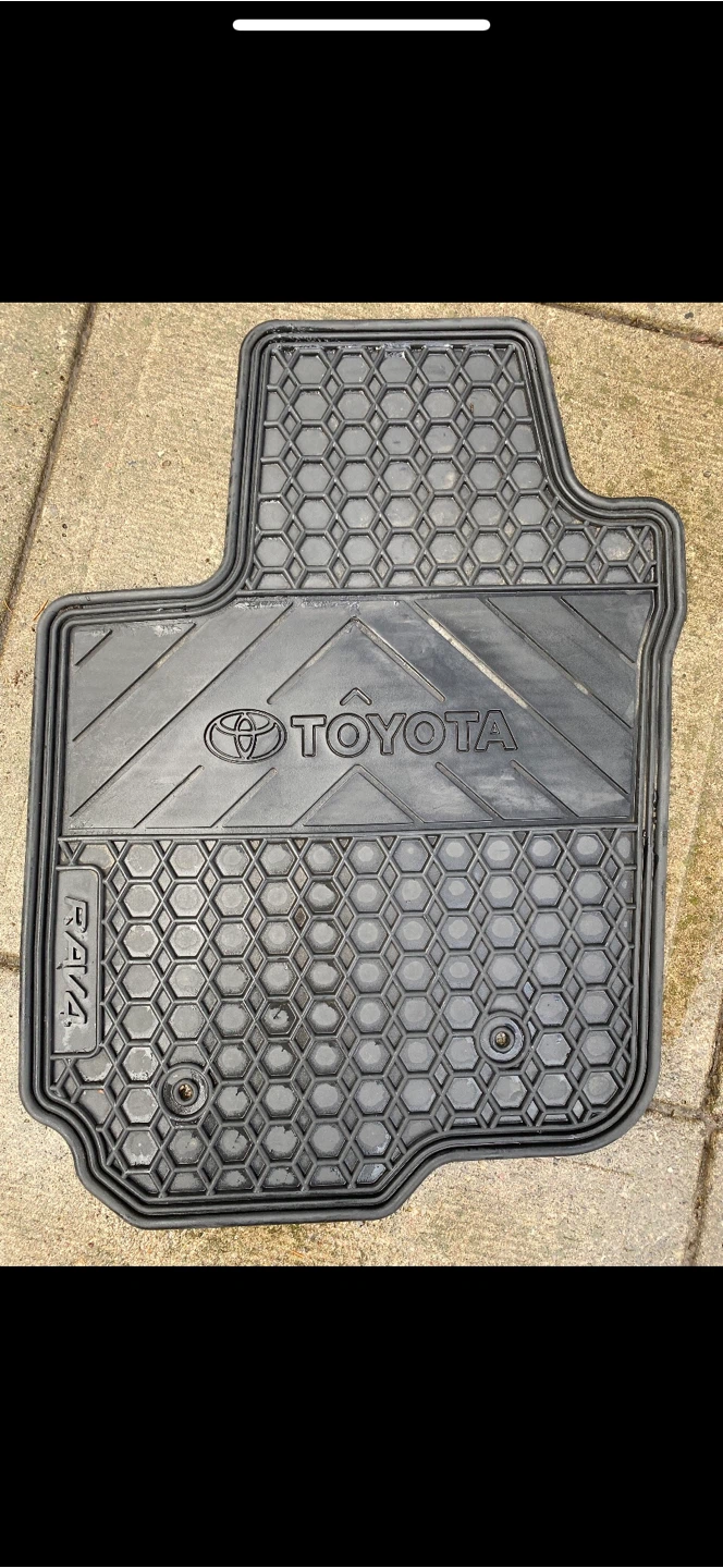 Toyota RAV4 Winter Rubber Mats