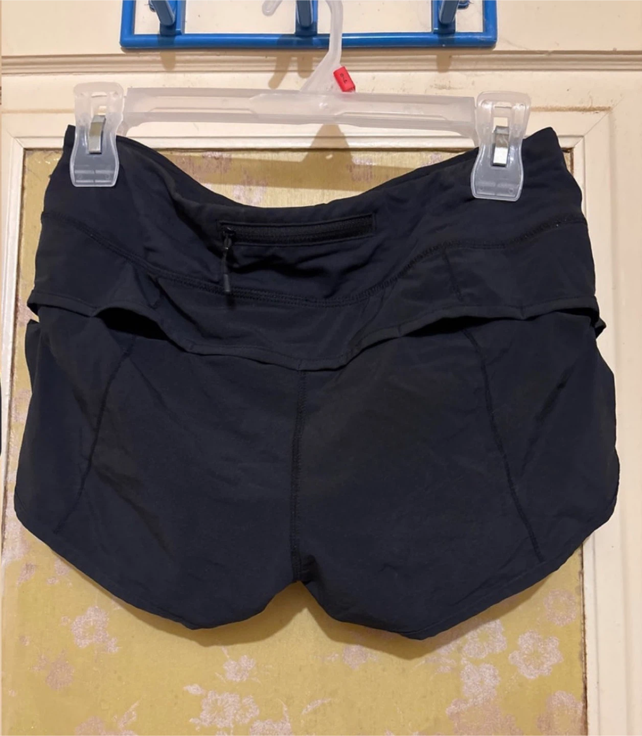 Lululemon Running Shorts sz4 XS - photo 2