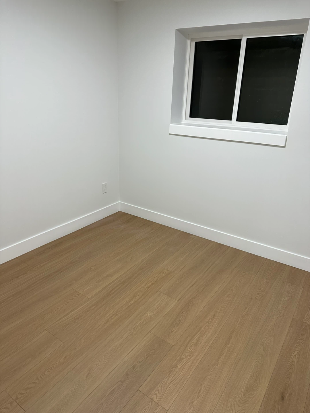 Two bedroom basement for rent - photo 3