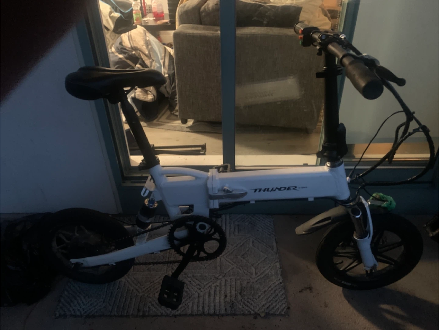 Thunder Folding Electric Bike - White - photo 2