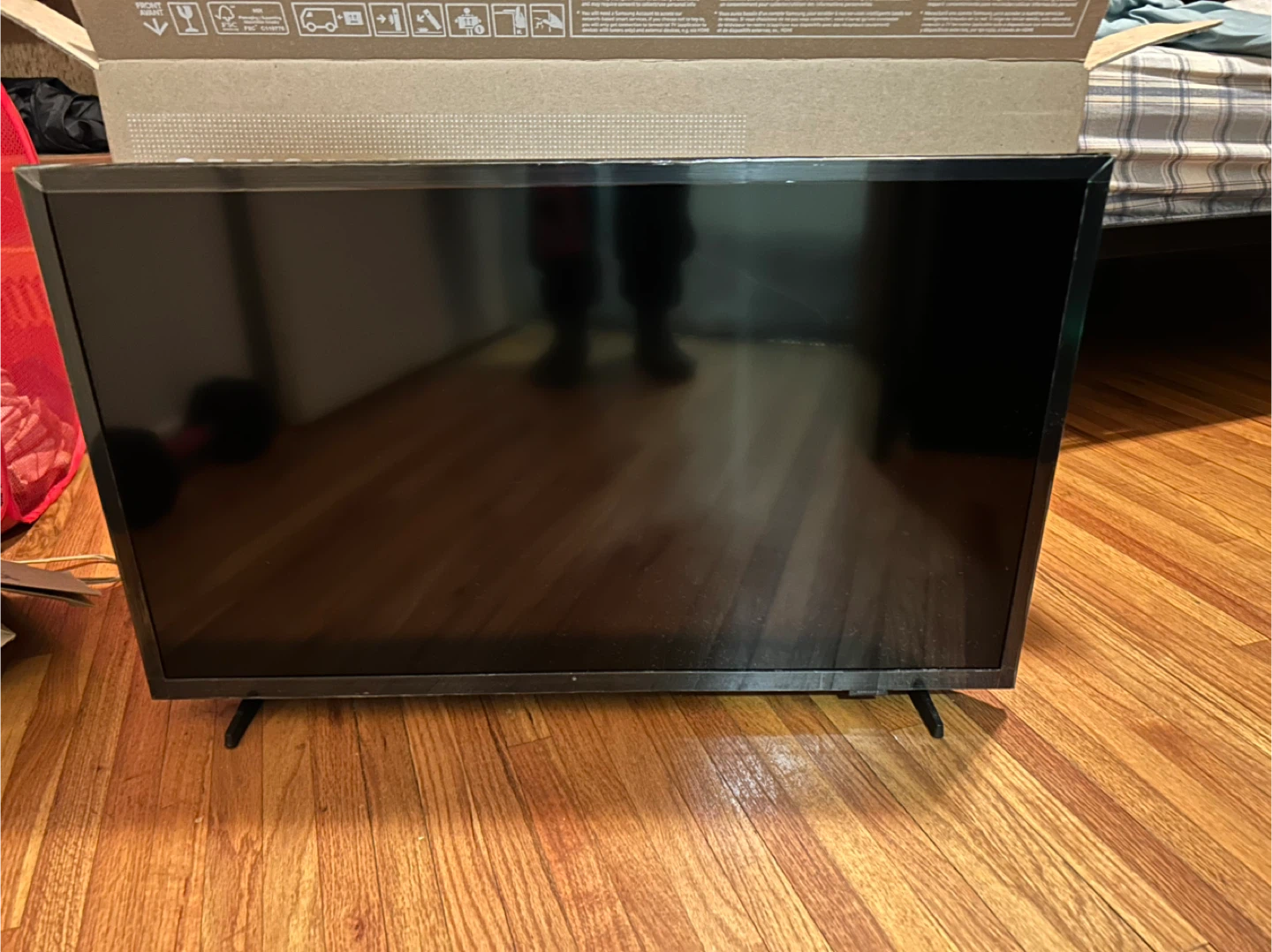 Samsung 32" H5000F Series 720p HD HDR LED Smart TV - photo 2