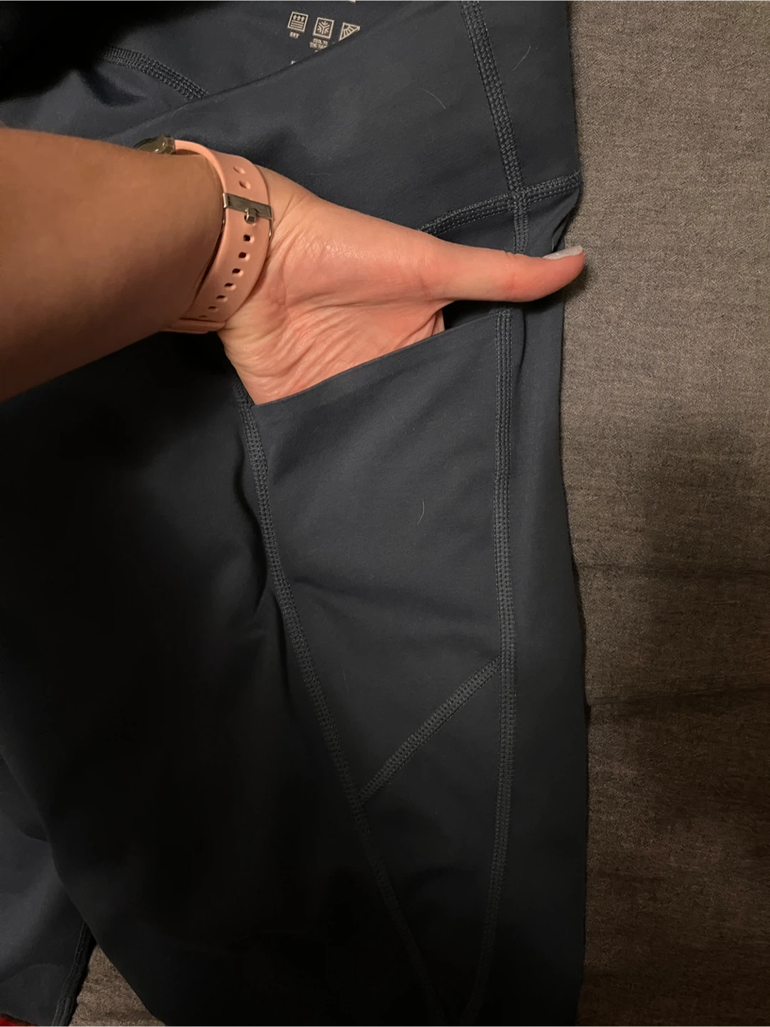 UNIQLO AIRism Active Leggings - Size L - photo 2