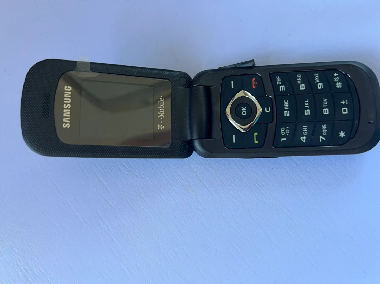 Samsung T-Mobile Flip Phone - photo 3