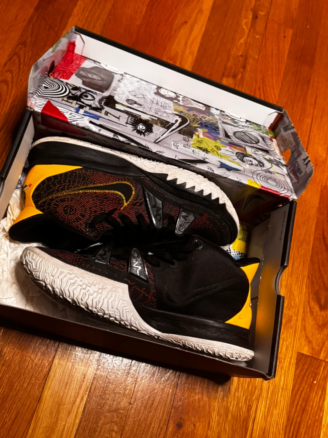 Nike Kyrie 7 'Roswell Rayguns'