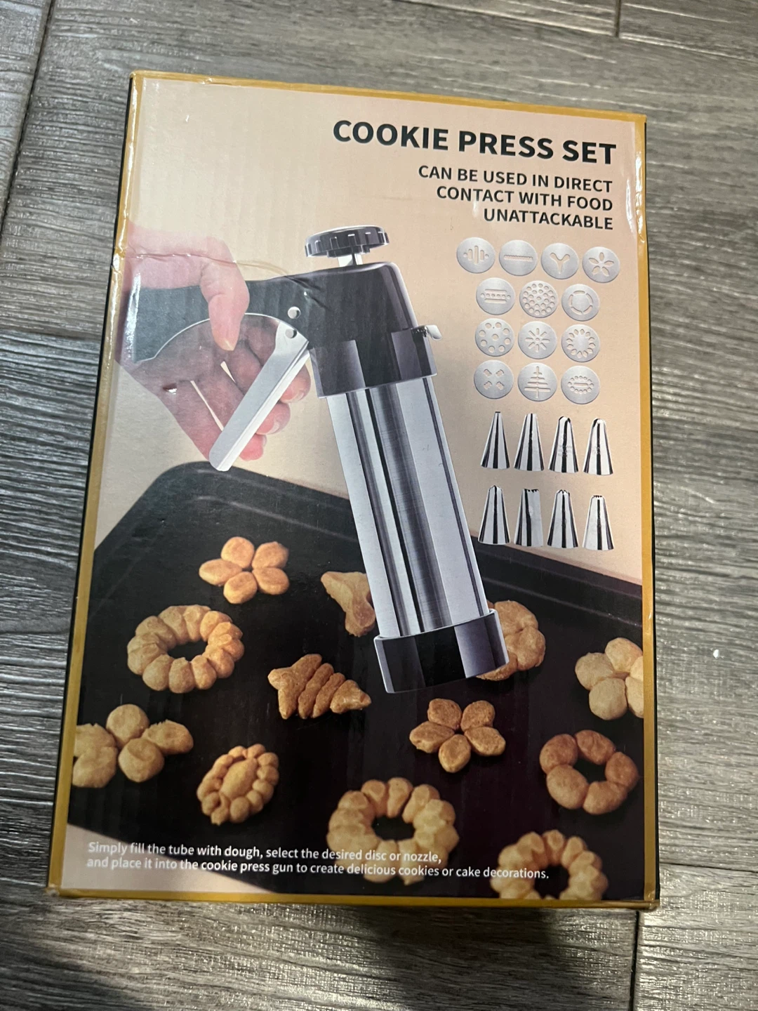 Cookie Press Set with Nozzles & Discs