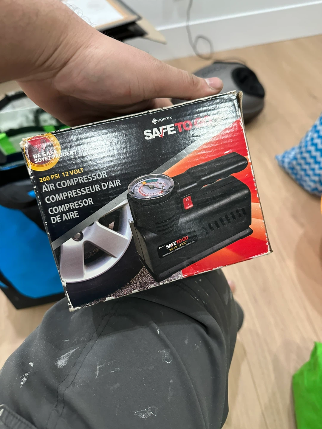 Superex Safe To Go 260 PSI Air Compressor