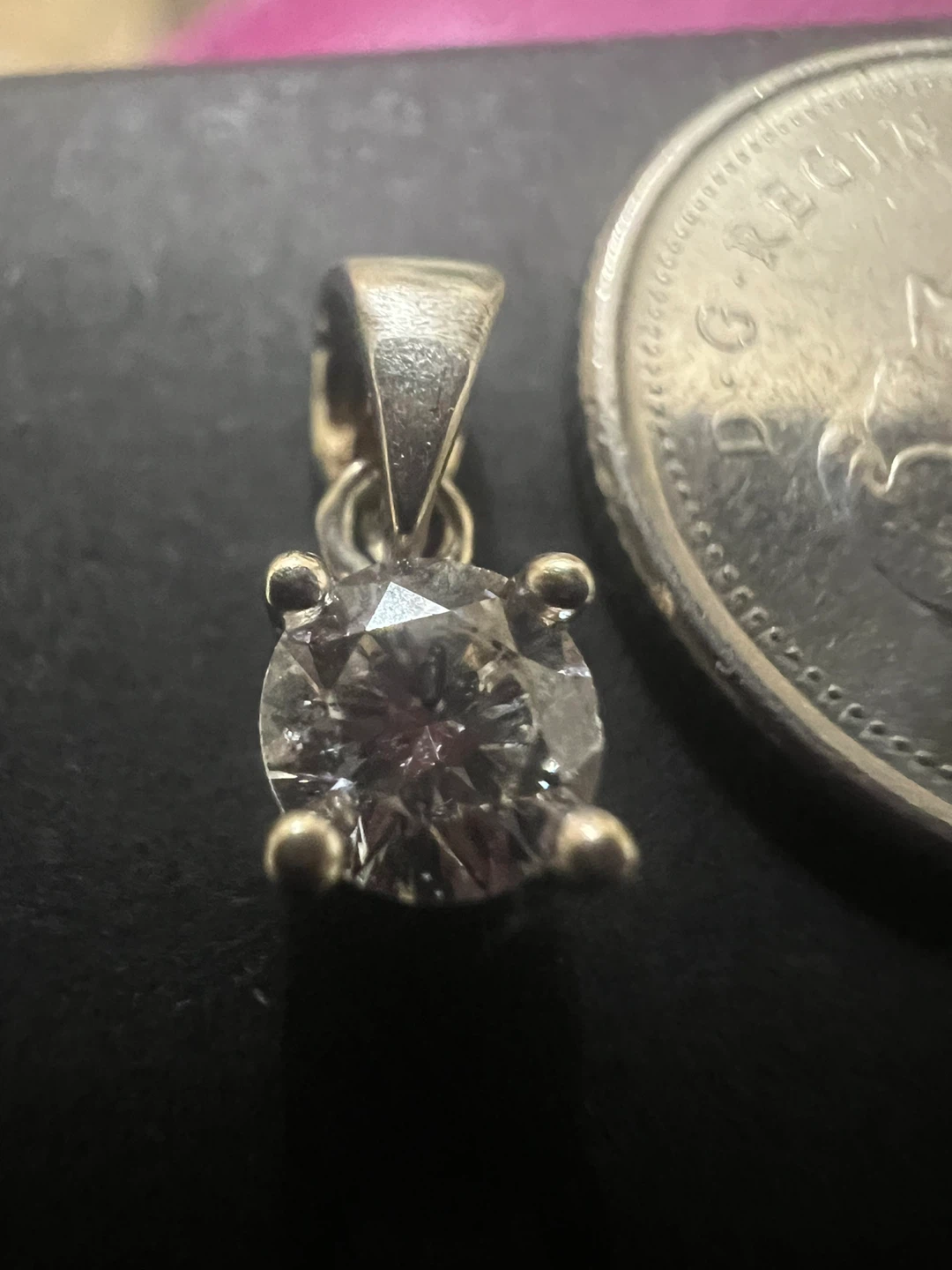 18 k Diamond Pendant 0.35 carat