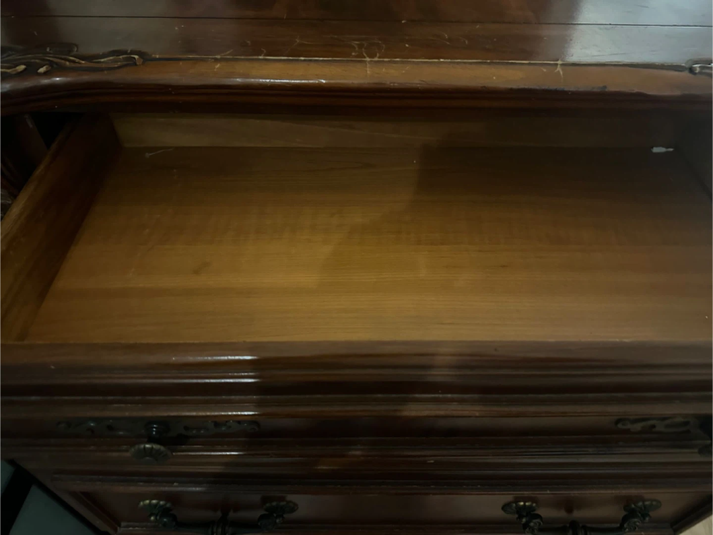 Antique Wooden Dresser - photo 3