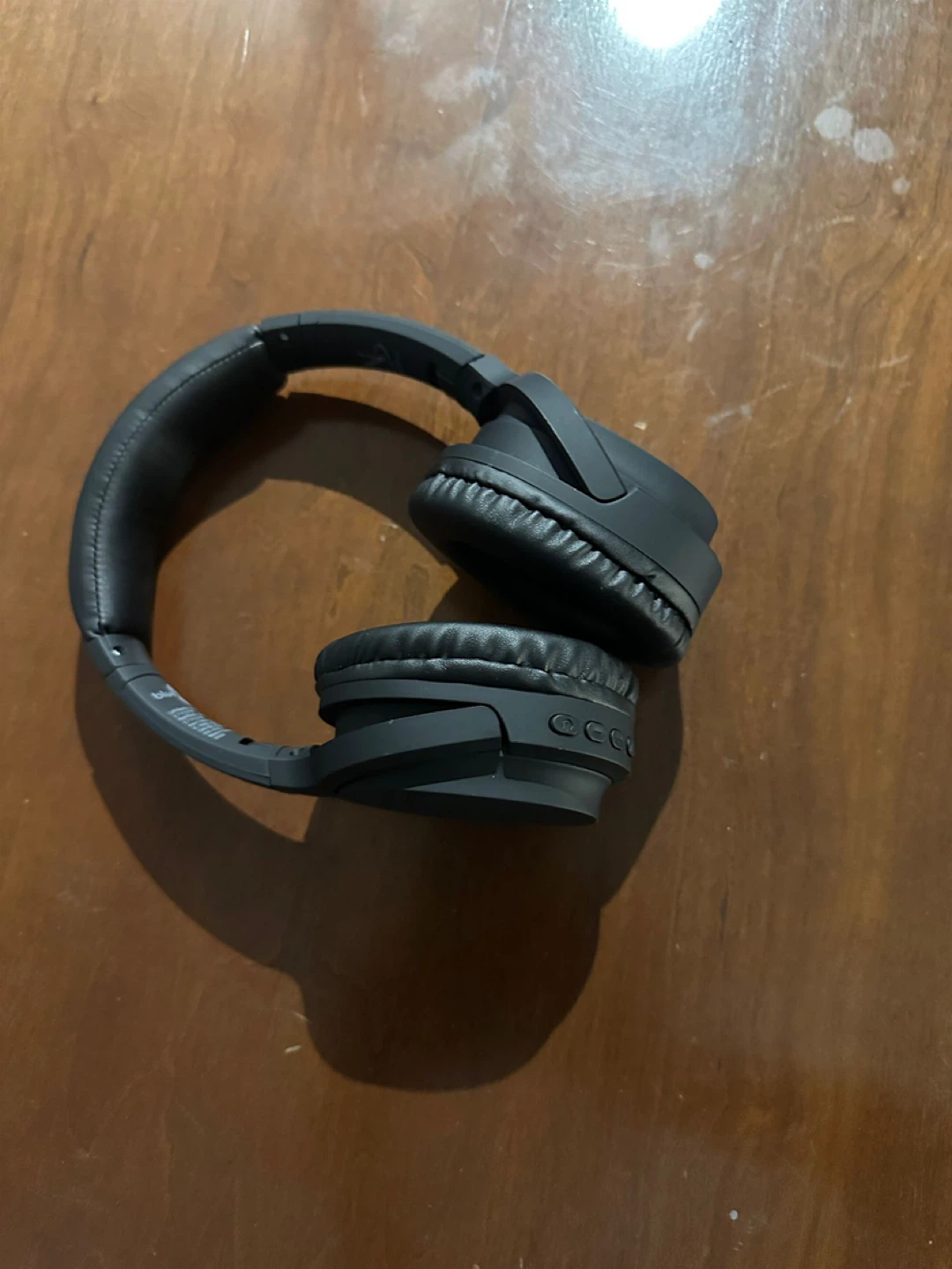 Black Wireless Headphones - photo 4