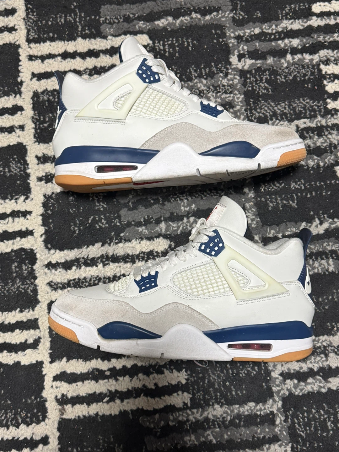 Size 10 - Nike SB x Air Jordan 4 Retro SP Navy - photo 2