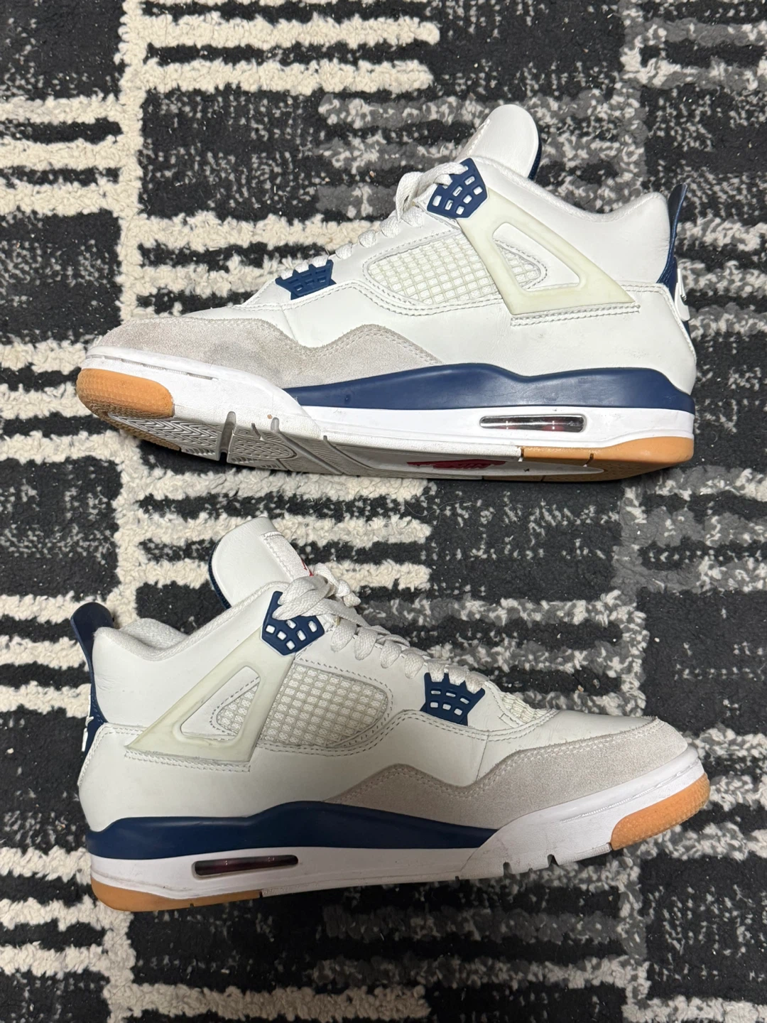 Size 10 - Nike SB x Air Jordan 4 Retro SP Navy - photo 3