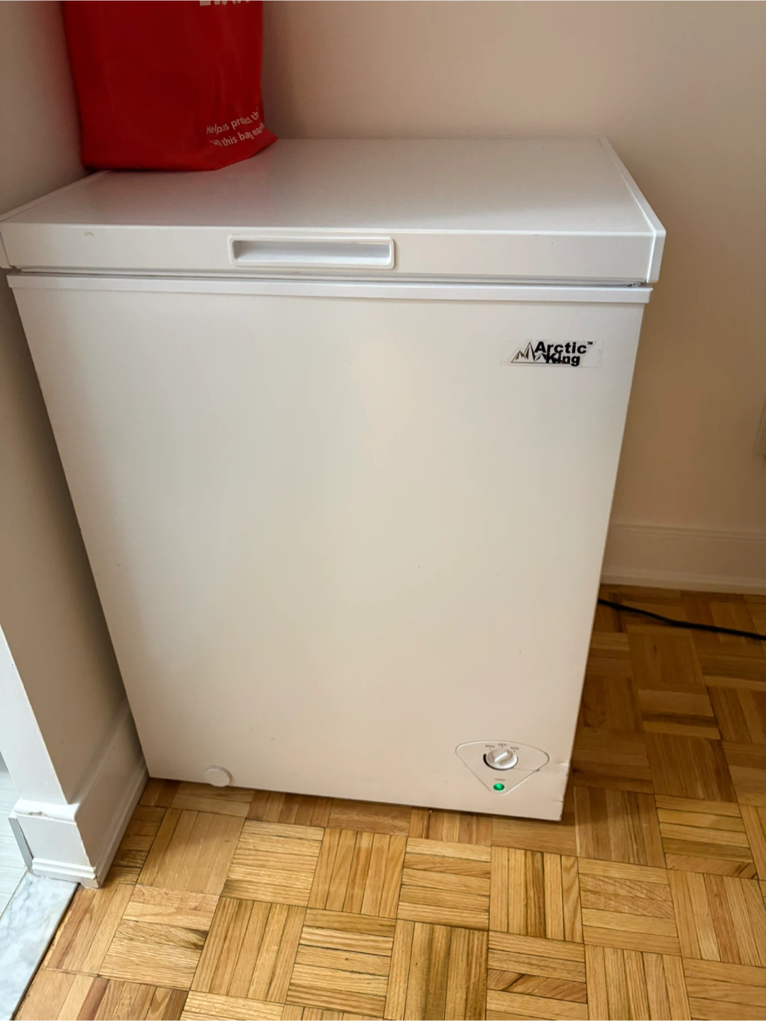 Arctic King Chest Freezer - White - photo 3