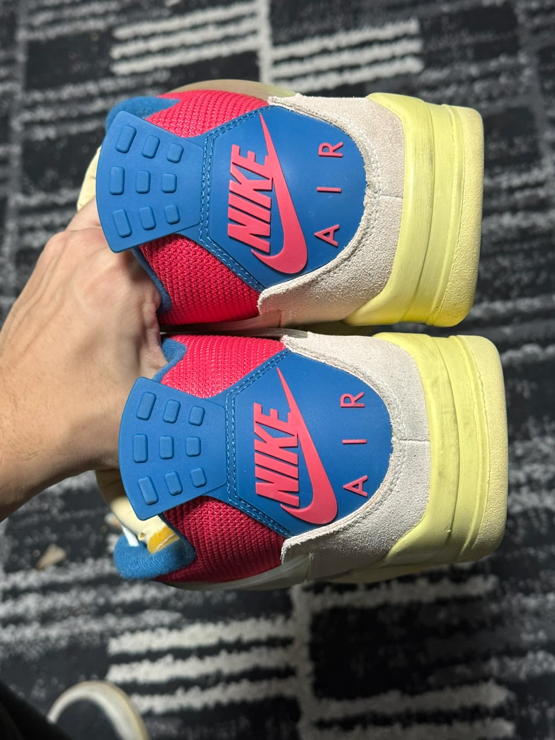 Size 10 - Jordan 4 Retro x Union LA Mid Guava Ice - photo 5