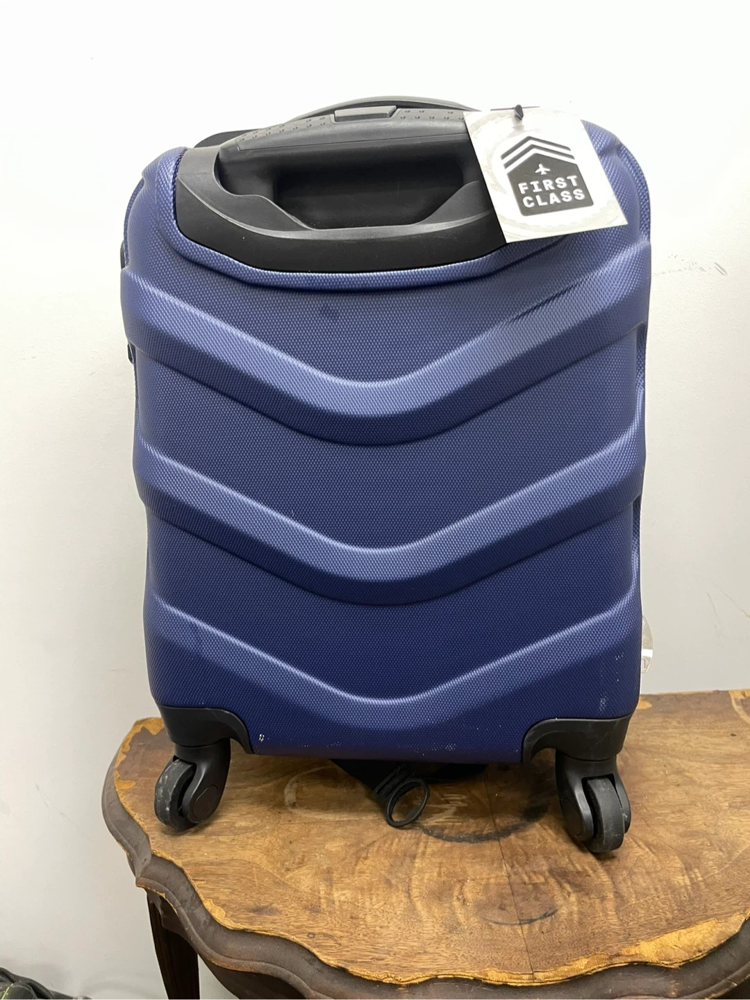 First Class Blue Carry-on Suitcase - photo 5