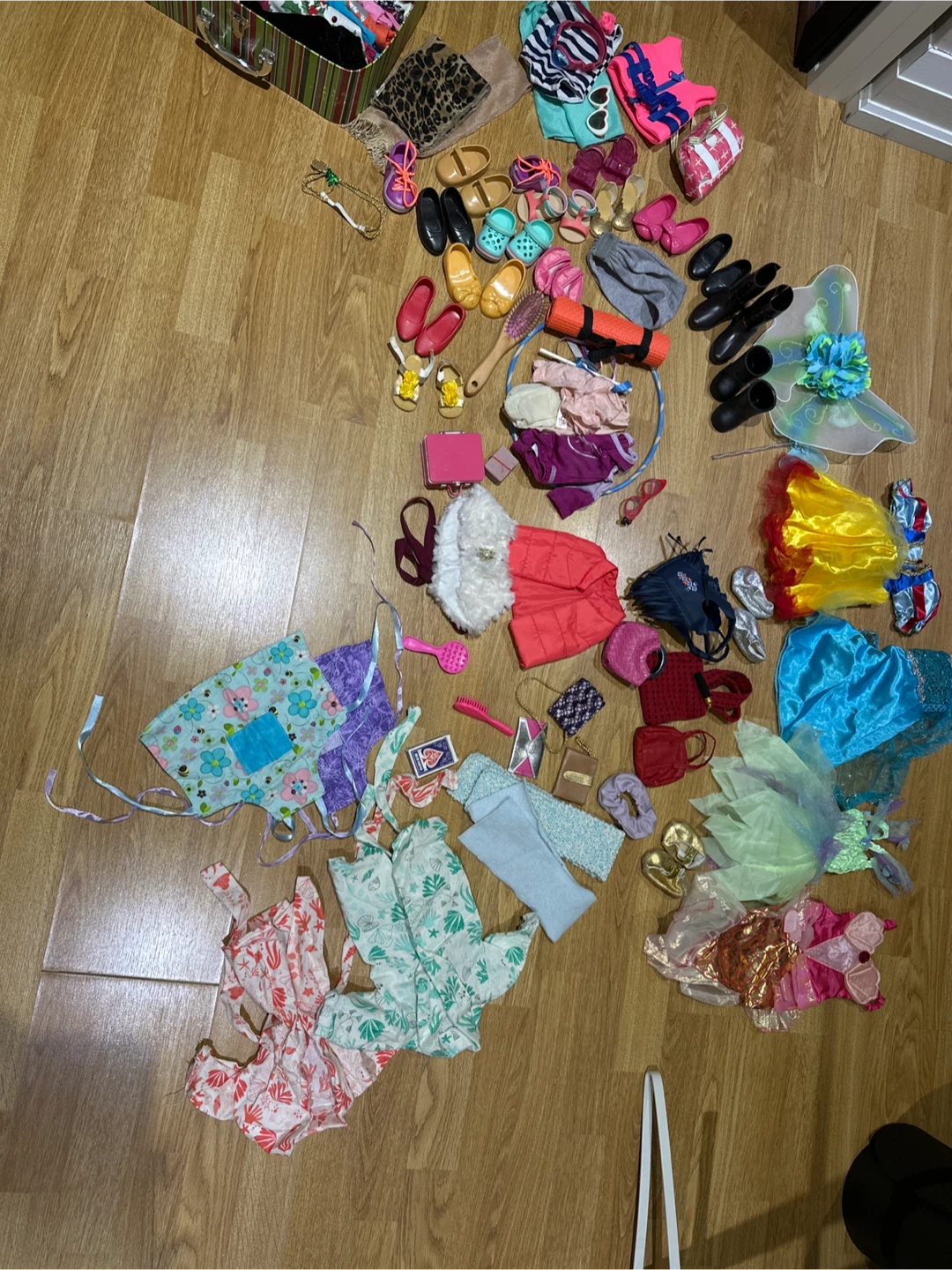18” Girl Doll Clothes and Accessories - photo 2