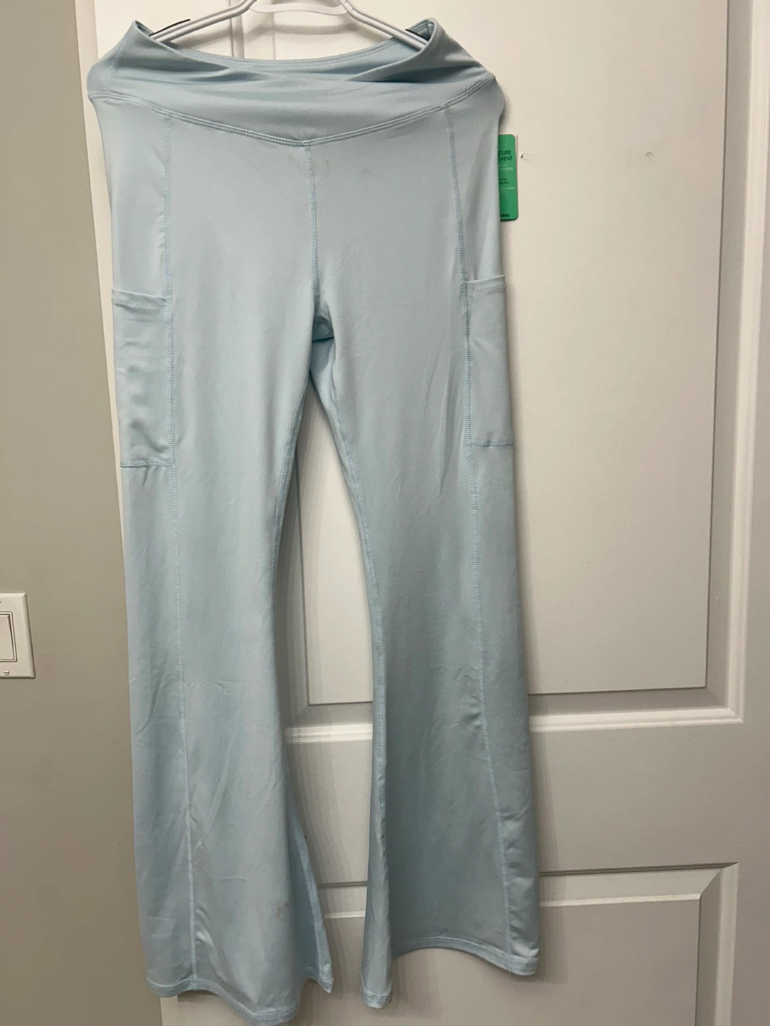 Forever 21 Activewear Set (Jacket & Pants) - photo 4