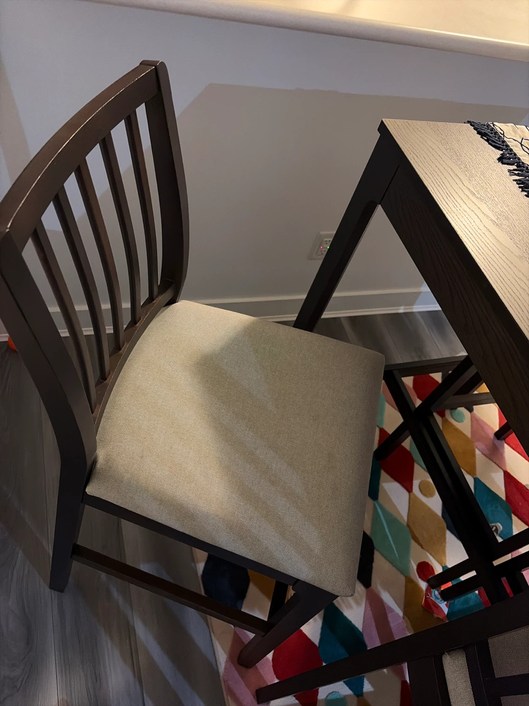 Dining Table with 4 Chairs - photo 3