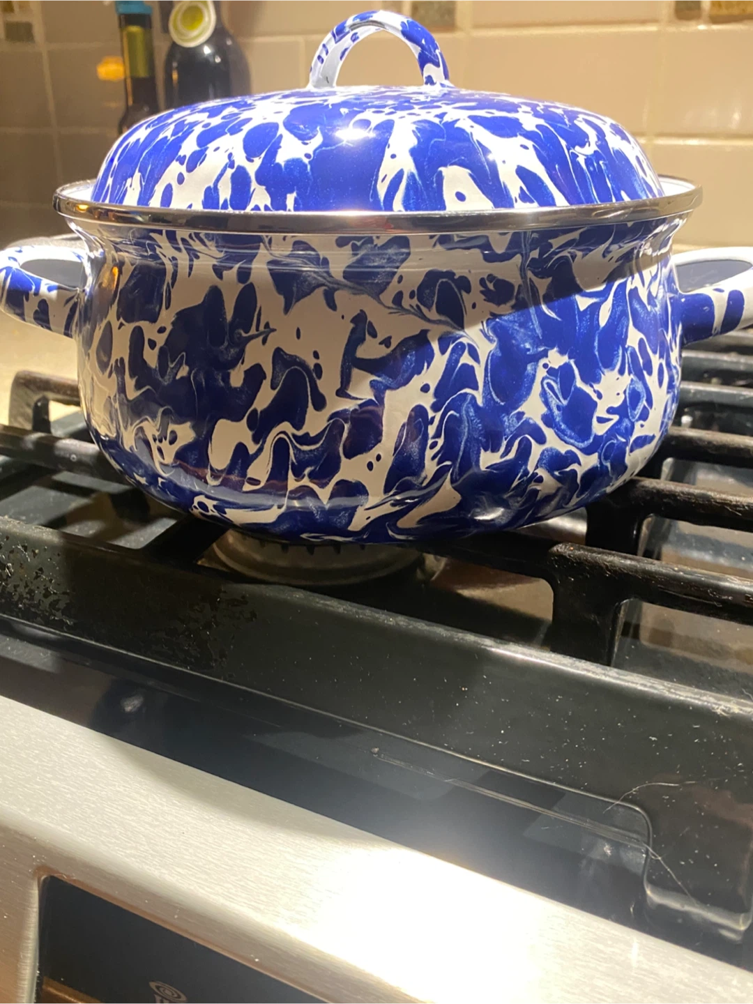 Golden Rabbit Enamelware Dutch Oven